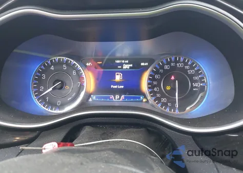 2015 Chrysler 200 C z USA, uszkodzony, nr VIN 1C3CCCCBXFN555783